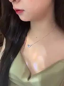 Nana_kute20 on StripChat 