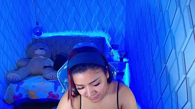 NicolleTaylor — Stroking your cock with tits