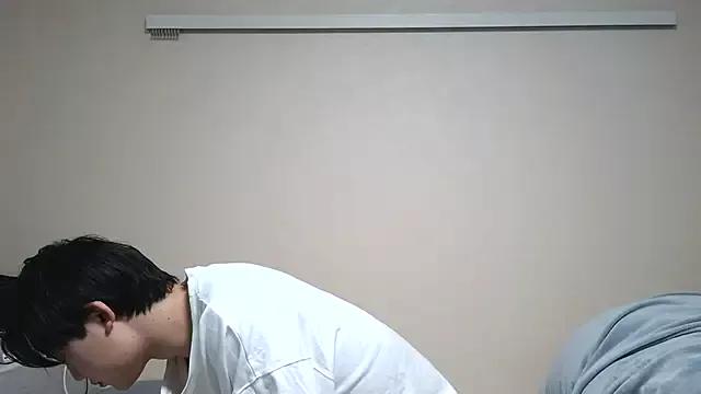 nunnun00 on StripChat 
