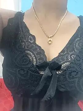 Praveena27telugu on StripChat