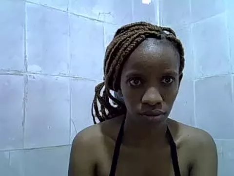 prettybeee on StripChat