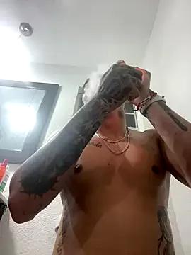 Prettyboiflaco on StripChat