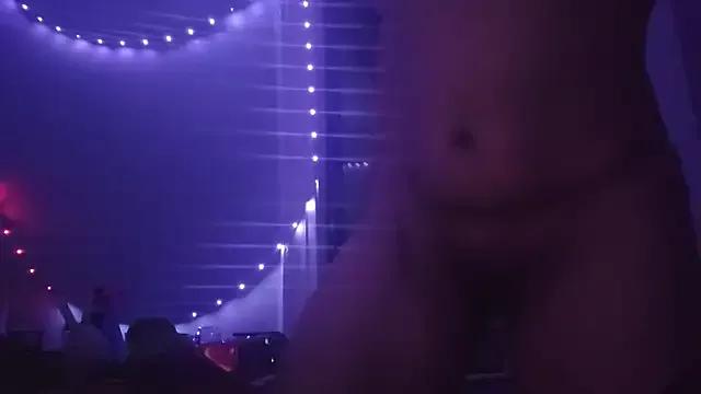 puddled_wonderland on StripChat 