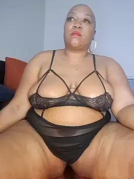 QUEENxJESSI on StripChat 