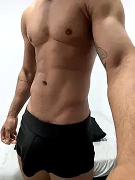 Roberthwhit on StripChat