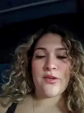 Sara_smiiith211 on StripChat 