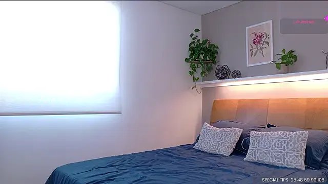 sarah_rayy — Cum show