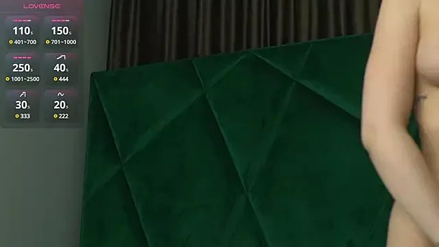 ScarletColes on StripChat