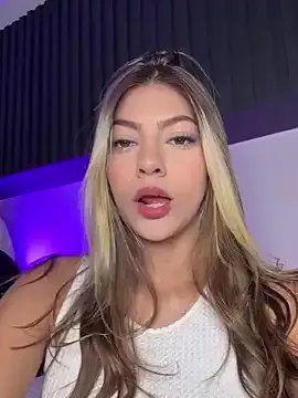 selenne_schmitt on StripChat