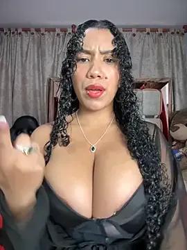 serena_willow on StripChat 