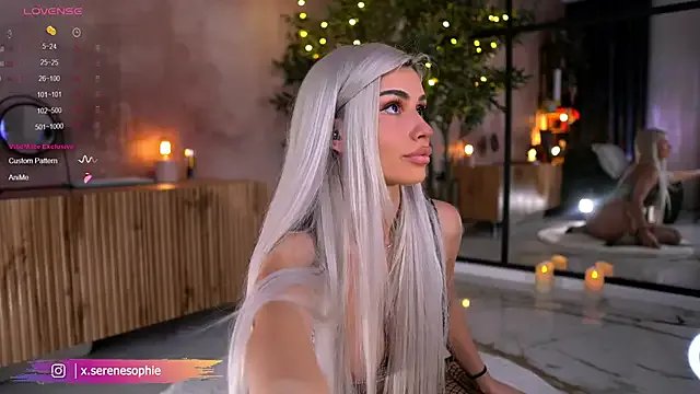 Serene_Sophiex on StripChat