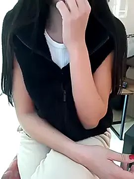 SHARONRodrig on StripChat