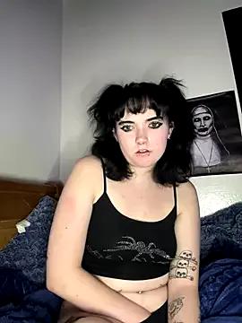 slttystargirl on StripChat