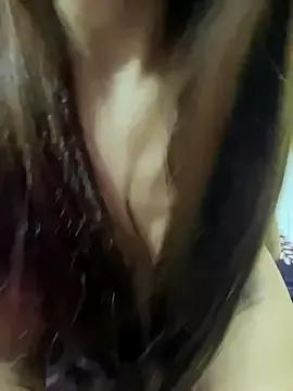 Sofiyaa_39 on StripChat
