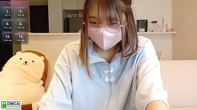 SUZU_ on StripChat 