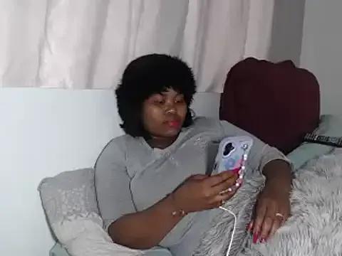 SweetieQueen1 on StripChat