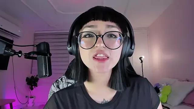 SweetJennaa on StripChat 