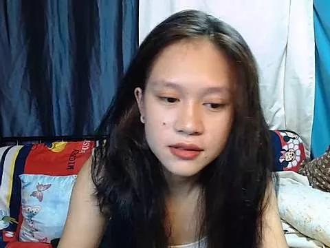 sweetmimi18 on StripChat 