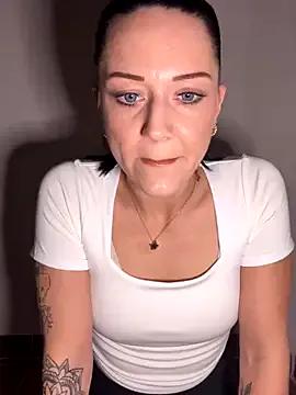 TattooLara on StripChat 