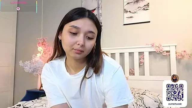 UdeleBarns on StripChat