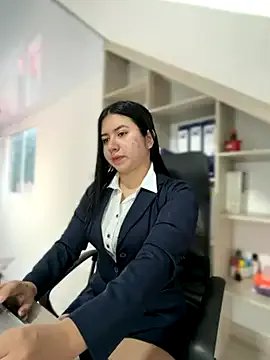 VAL_PRINCESS on StripChat