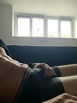 XiaaaaaaV on StripChat 