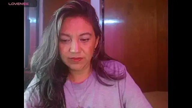 XxAntonellaxxx on StripChat